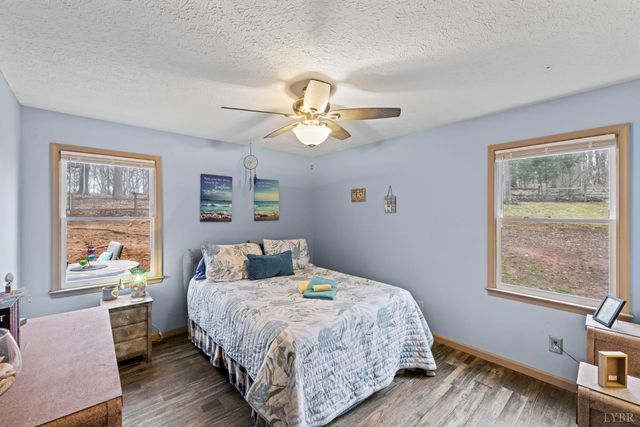 1110 Adam Hill Ct, Lynchburg, VA 24503