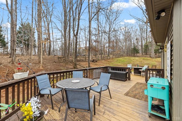 1110 Adam Hill Ct, Lynchburg, VA 24503