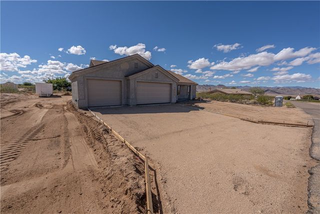 7072 E Stetson Dr Avenue, Kingman, AZ 86401