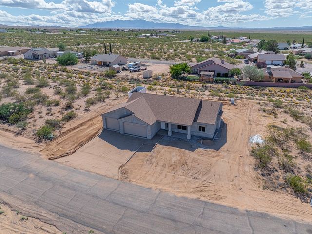 7072 E Stetson Dr Avenue, Kingman, AZ 86401