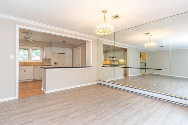 42021 Banbury Court, Northville, MI 48168