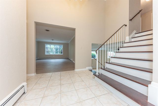 42021 Banbury Court, Northville, MI 48168