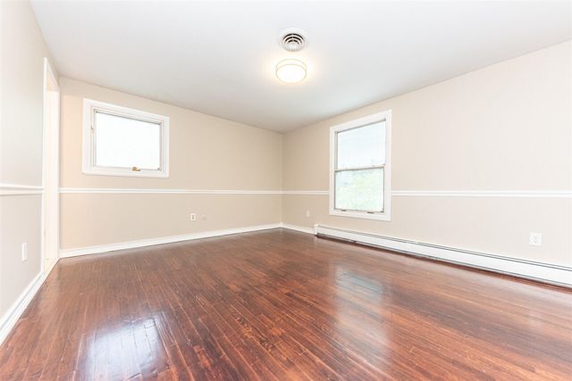 42021 Banbury Court, Northville, MI 48168