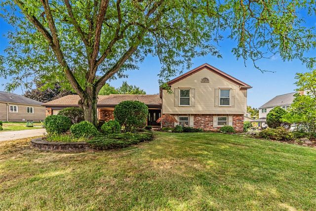 42021 Banbury Court, Northville, MI 48168