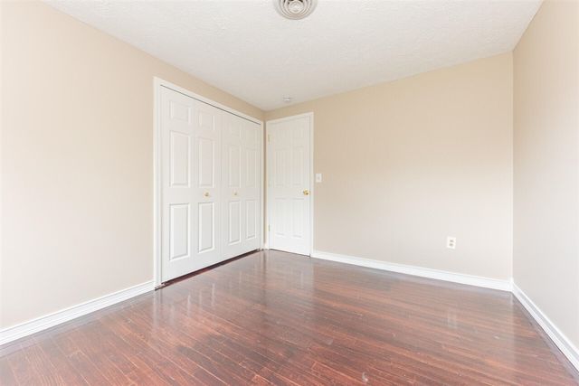 42021 Banbury Court, Northville, MI 48168