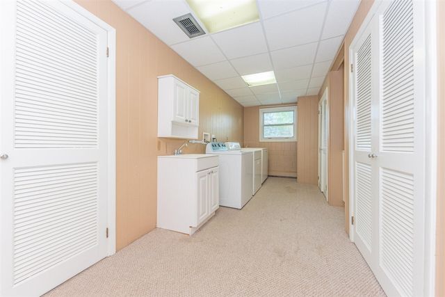 42021 Banbury Court, Northville, MI 48168