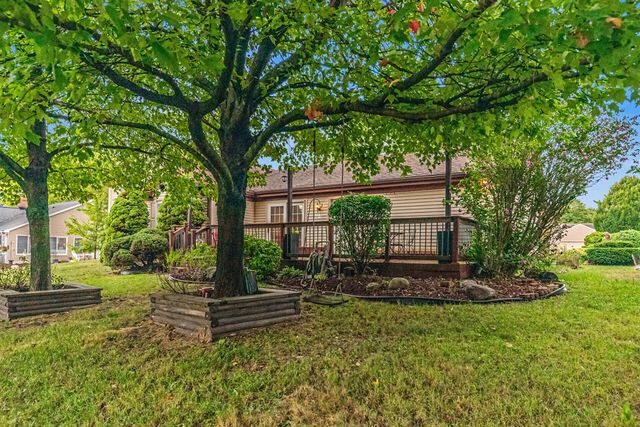 42021 Banbury Court, Northville, MI 48168