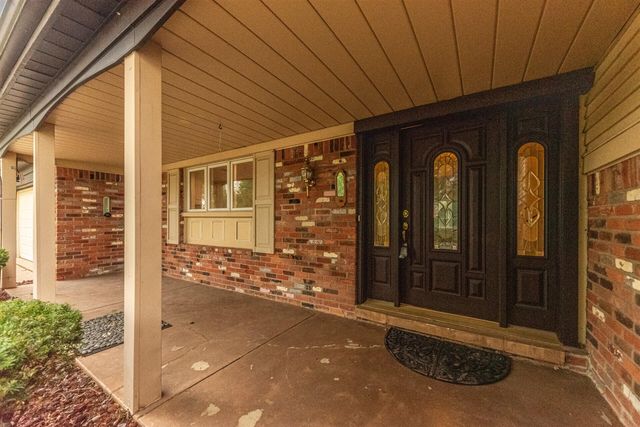 42021 Banbury Court, Northville, MI 48168