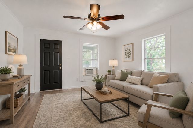 413 MANSON Street, Wolfe City, TX 75496
