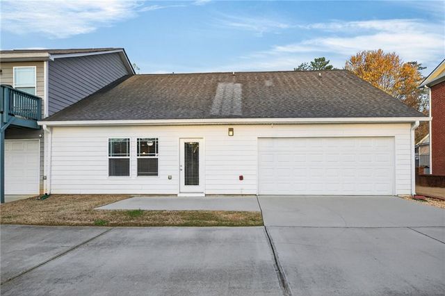 5845 Garden Circle, Douglasville, GA 30135