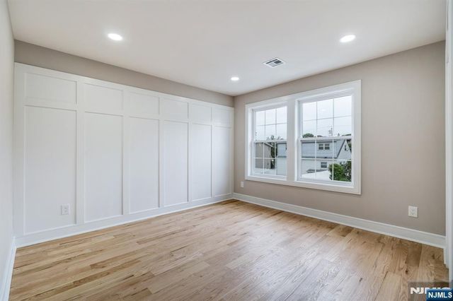 55 Long Hill Drive, Clifton, NJ 07013
