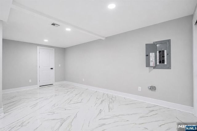 55 Long Hill Drive, Clifton, NJ 07013