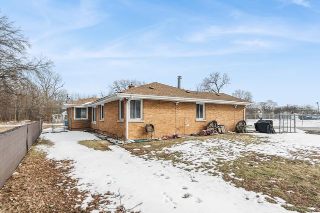 3904 W 137th Street, Crestwood, IL 60418