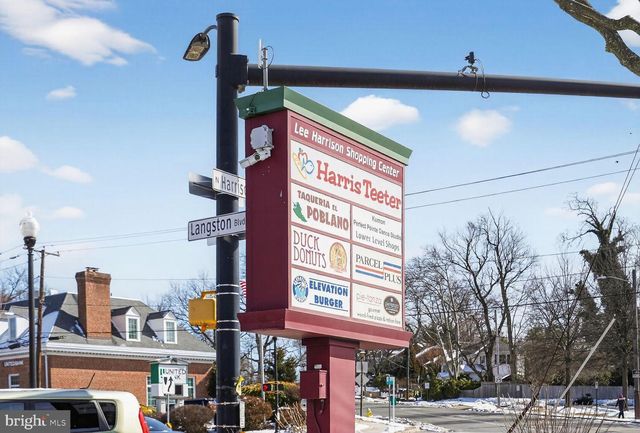 2733 N LEXINGTON ST N, Arlington, VA 22207