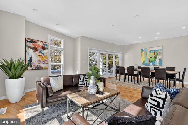 2733 N LEXINGTON ST N, Arlington, VA 22207