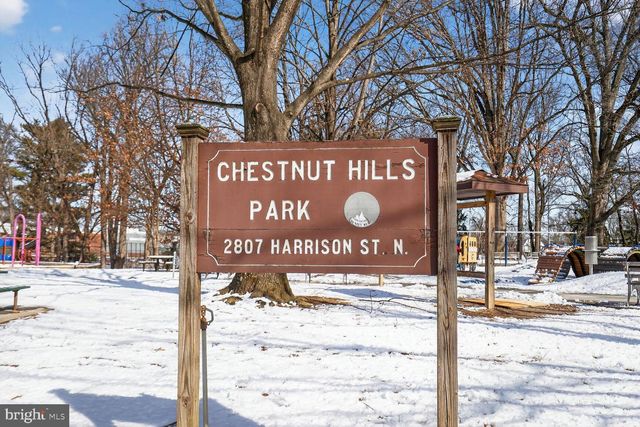 2733 N LEXINGTON ST N, Arlington, VA 22207