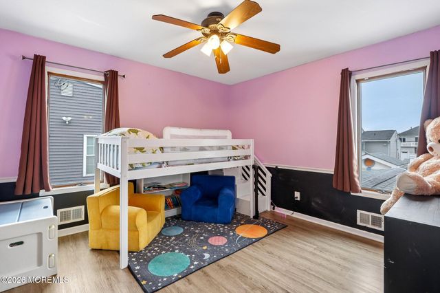 3138 Oceanic Drive, Toms River, NJ 08753