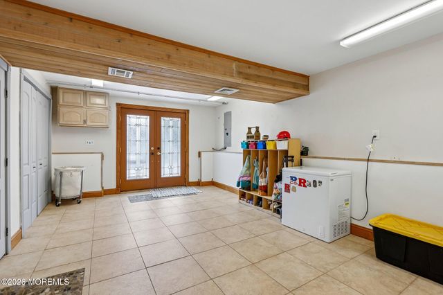 3138 Oceanic Drive, Toms River, NJ 08753