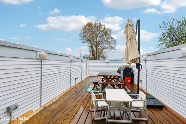 3138 Oceanic Drive, Toms River, NJ 08753