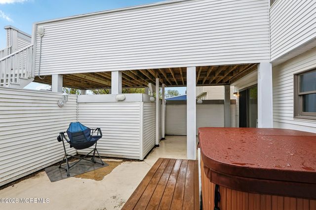 3138 Oceanic Drive, Toms River, NJ 08753