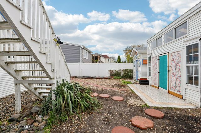 3138 Oceanic Drive, Toms River, NJ 08753