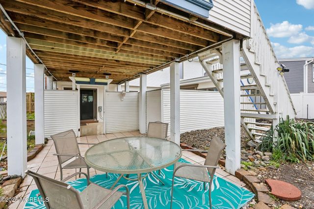 3138 Oceanic Drive, Toms River, NJ 08753