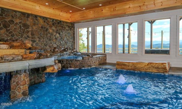 2328 Mimosa Drive, Sevierville, TN 37862