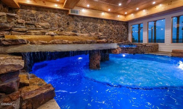 2328 Mimosa Drive, Sevierville, TN 37862