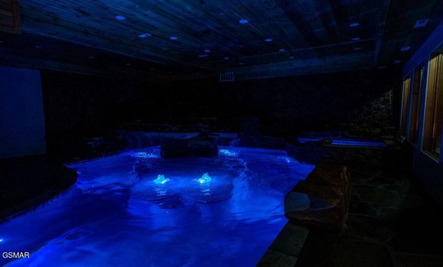 2328 Mimosa Drive, Sevierville, TN 37862