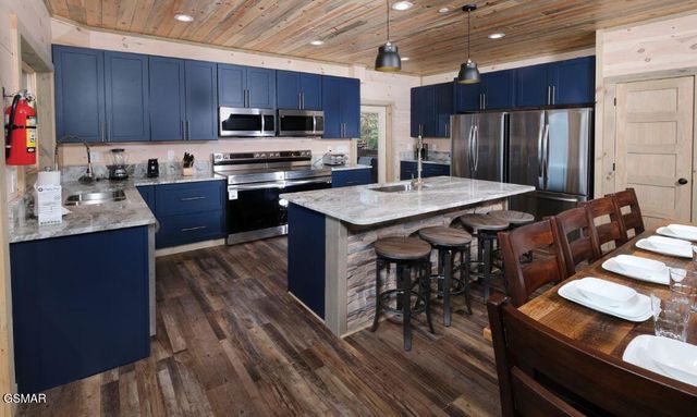 2328 Mimosa Drive, Sevierville, TN 37862