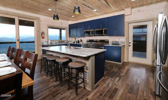 2328 Mimosa Drive, Sevierville, TN 37862