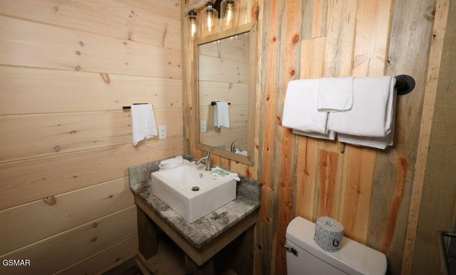 2328 Mimosa Drive, Sevierville, TN 37862