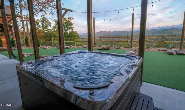 2328 Mimosa Drive, Sevierville, TN 37862