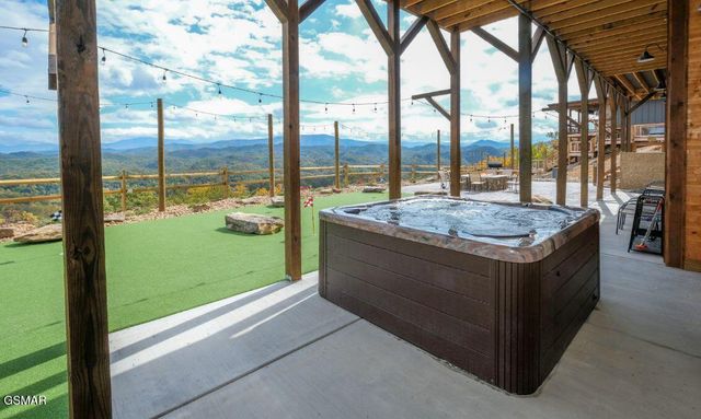 2328 Mimosa Drive, Sevierville, TN 37862