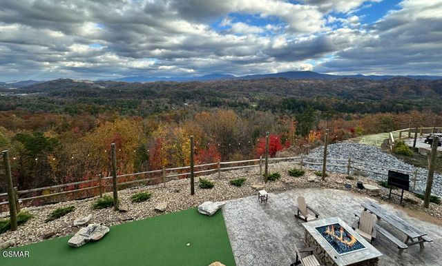 2328 Mimosa Drive, Sevierville, TN 37862