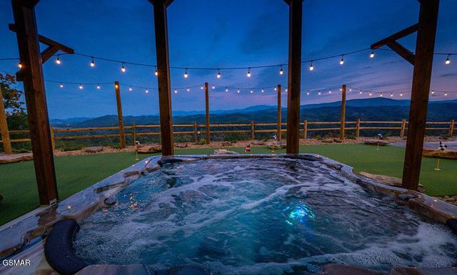 2328 Mimosa Drive, Sevierville, TN 37862