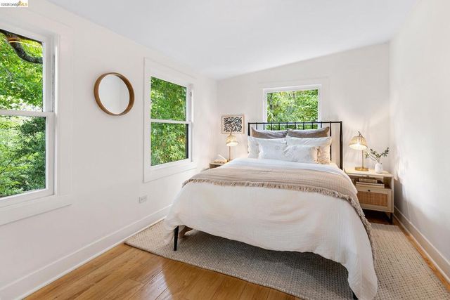 1101 Mountain Blvd, Oakland, CA 94611