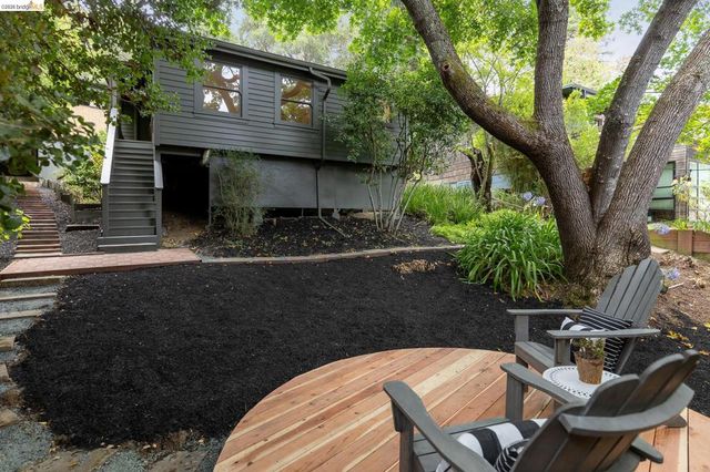 1101 Mountain Blvd, Oakland, CA 94611