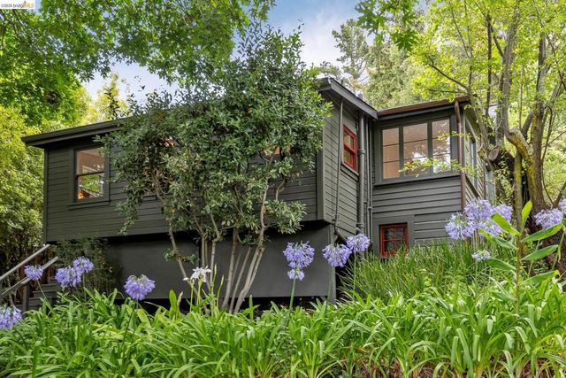 1101 Mountain Blvd, Oakland, CA 94611