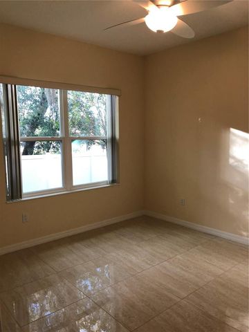 2043 ROYAL VISTA COURT, Orlando, FL 32817