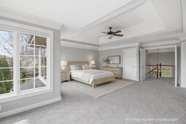 1267 Mary Hill CIRCLE, Hartland, WI 53029