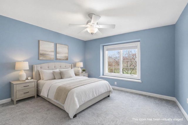 1267 Mary Hill CIRCLE, Hartland, WI 53029