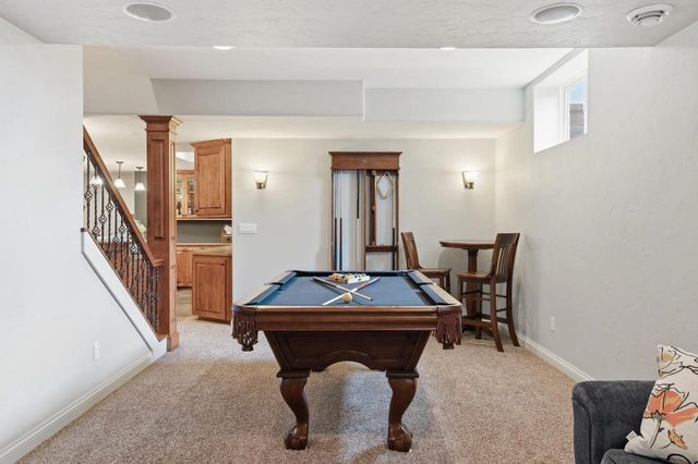1267 Mary Hill CIRCLE, Hartland, WI 53029