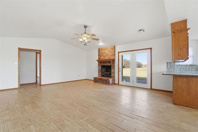 17168 W Gore Blvd, Cache, OK 73527