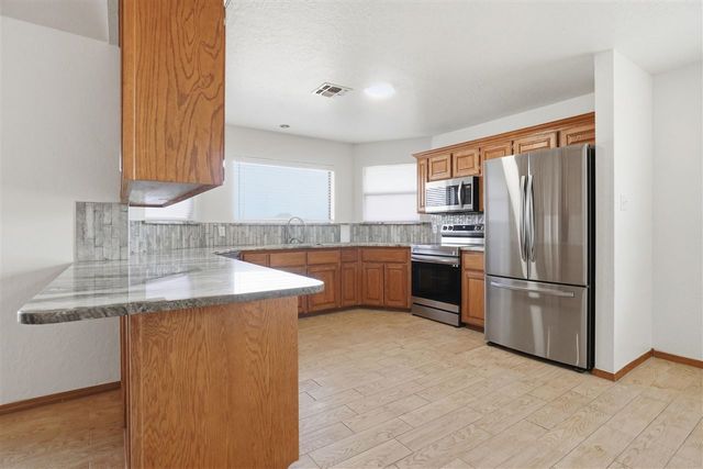 17168 W Gore Blvd, Cache, OK 73527