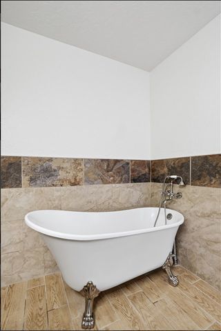 17168 W Gore Blvd, Cache, OK 73527