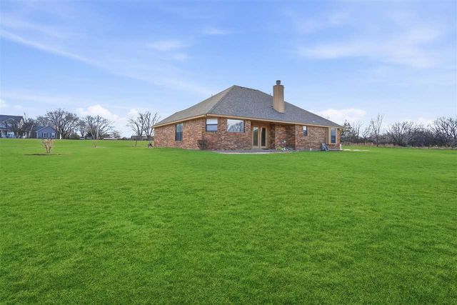 17168 W Gore Blvd, Cache, OK 73527