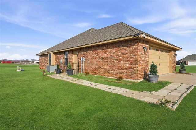 17168 W Gore Blvd, Cache, OK 73527
