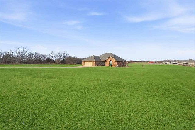 17168 W Gore Blvd, Cache, OK 73527