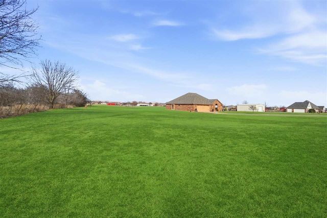 17168 W Gore Blvd, Cache, OK 73527